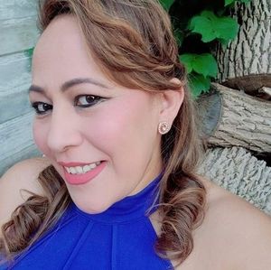 Meet your Posher, Ana